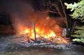 Foto: Einsatzdoku.at 20111209_schuppenbrand_krumbach_einsatzdoku_003
