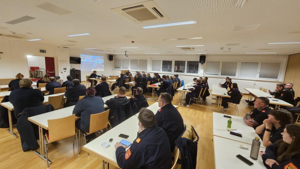 20250217 diensbesprechung Feuerwehrjugend 003