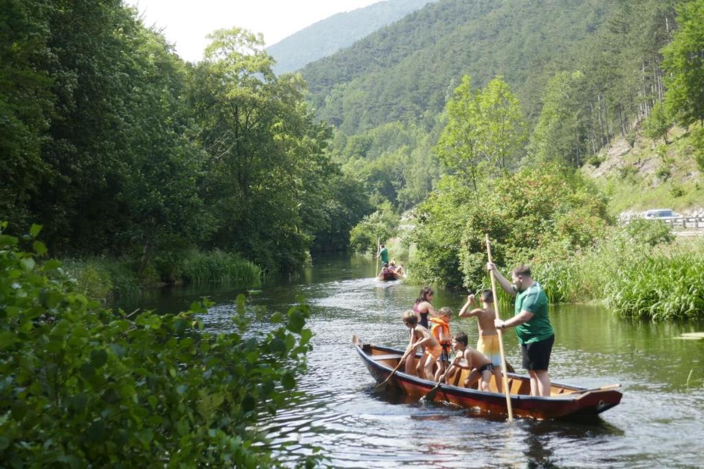 Ferienspiel in Waldegg - Baden und Zillenfahren an der Piesting