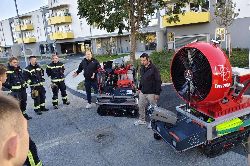 FF Wiener Neustadt: Robotertestung im "Ein Viertel Grün"